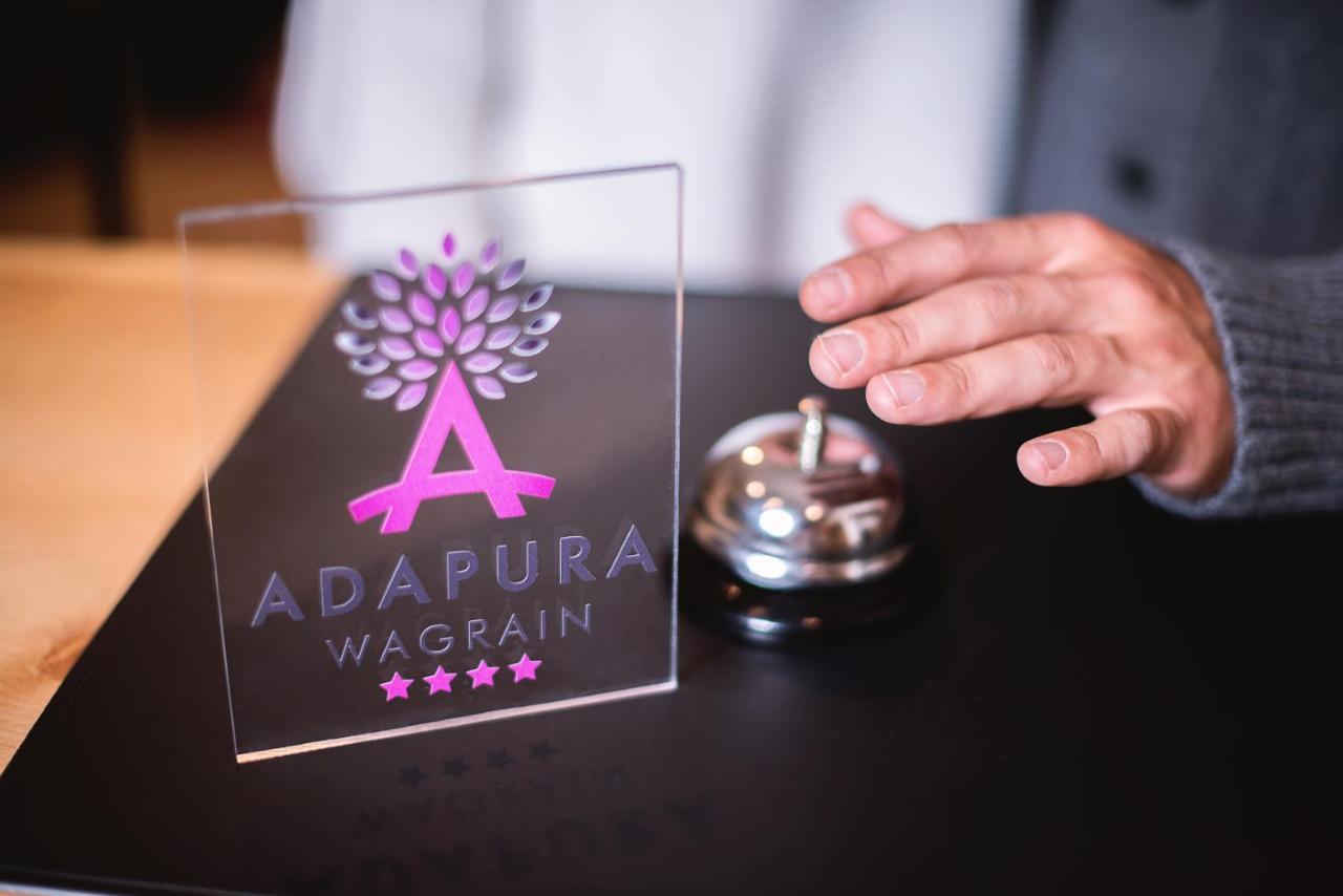 Hotel Adapura וואגריין מראה חיצוני תמונה